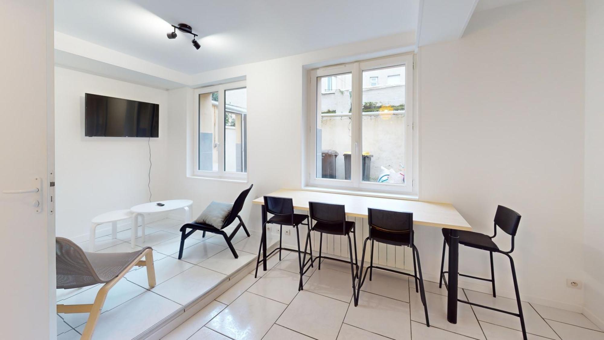 Immeuble Coty Jacuzzi Studios Et Chambres El Havre Exterior foto