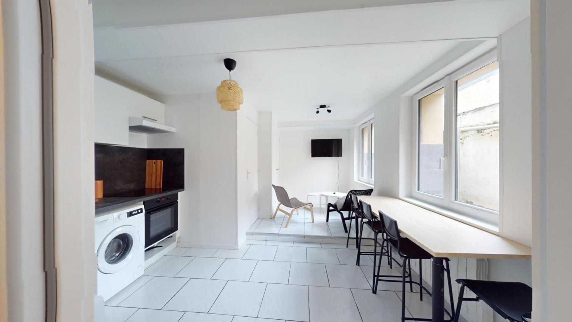 Immeuble Coty Jacuzzi Studios Et Chambres El Havre Exterior foto