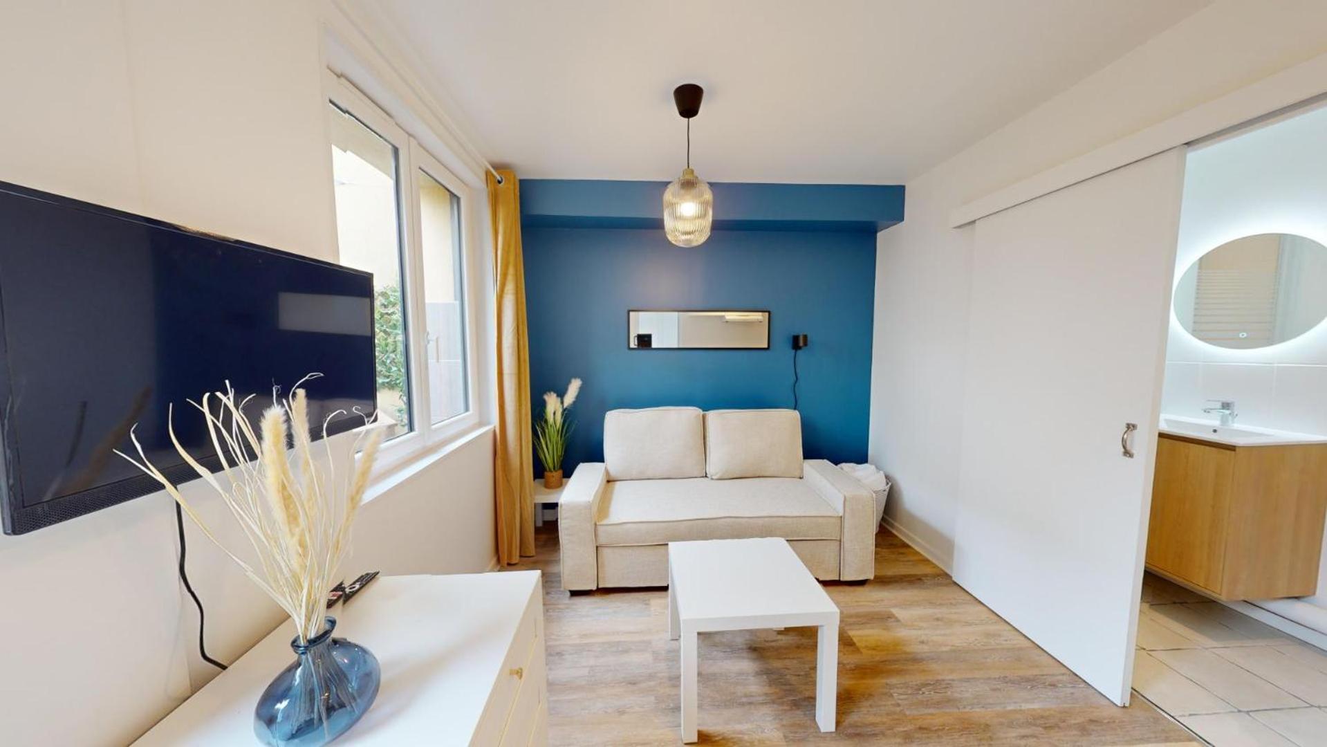 Immeuble Coty Jacuzzi Studios Et Chambres El Havre Exterior foto